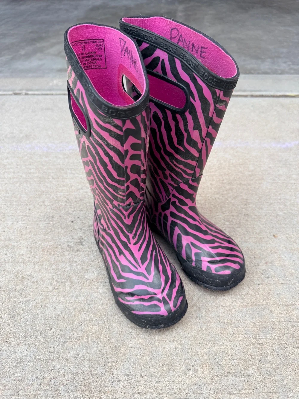 BOGS Kids Pink and Black Zebra-Print Rain Boots